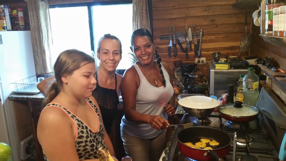 Costa Rica Langosta Cookbook author Nikki Page cooking with the locals with Aña