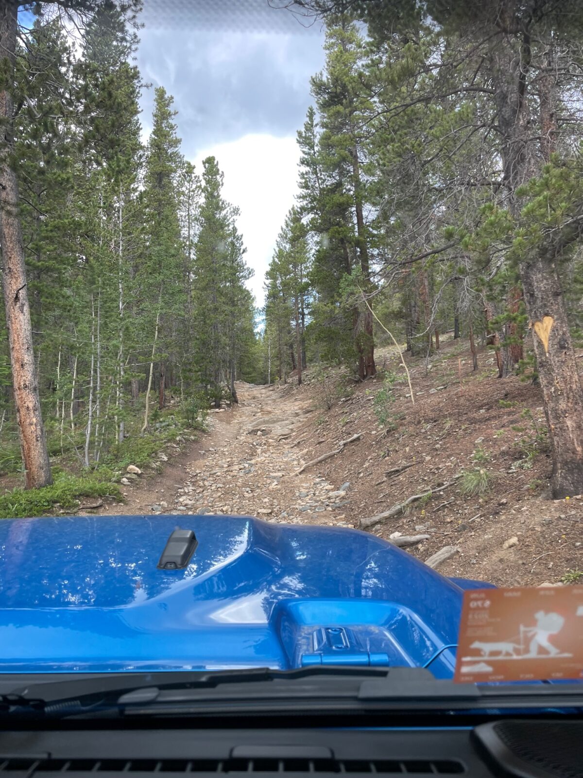 Jeep four wheeling in the Colorado mountains: Photo by travel author Nikki Page